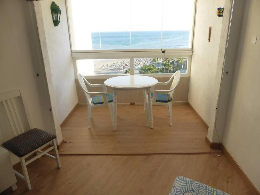 Estudio Nefeli Primera Linea Playa Amazing Views Appartement *